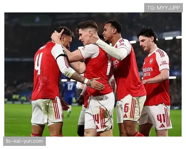 英超争冠白热化：曼城6票阿森纳2票，专家观点分歧明显